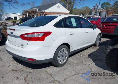 2012 Ford Focus Se из США, поврежденный, VIN 1FAHP3F21CL430413